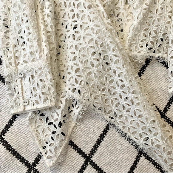 NWT Self portrait off shoulder eyelet asymmetrical top sz 8 - Picture 9 of 13